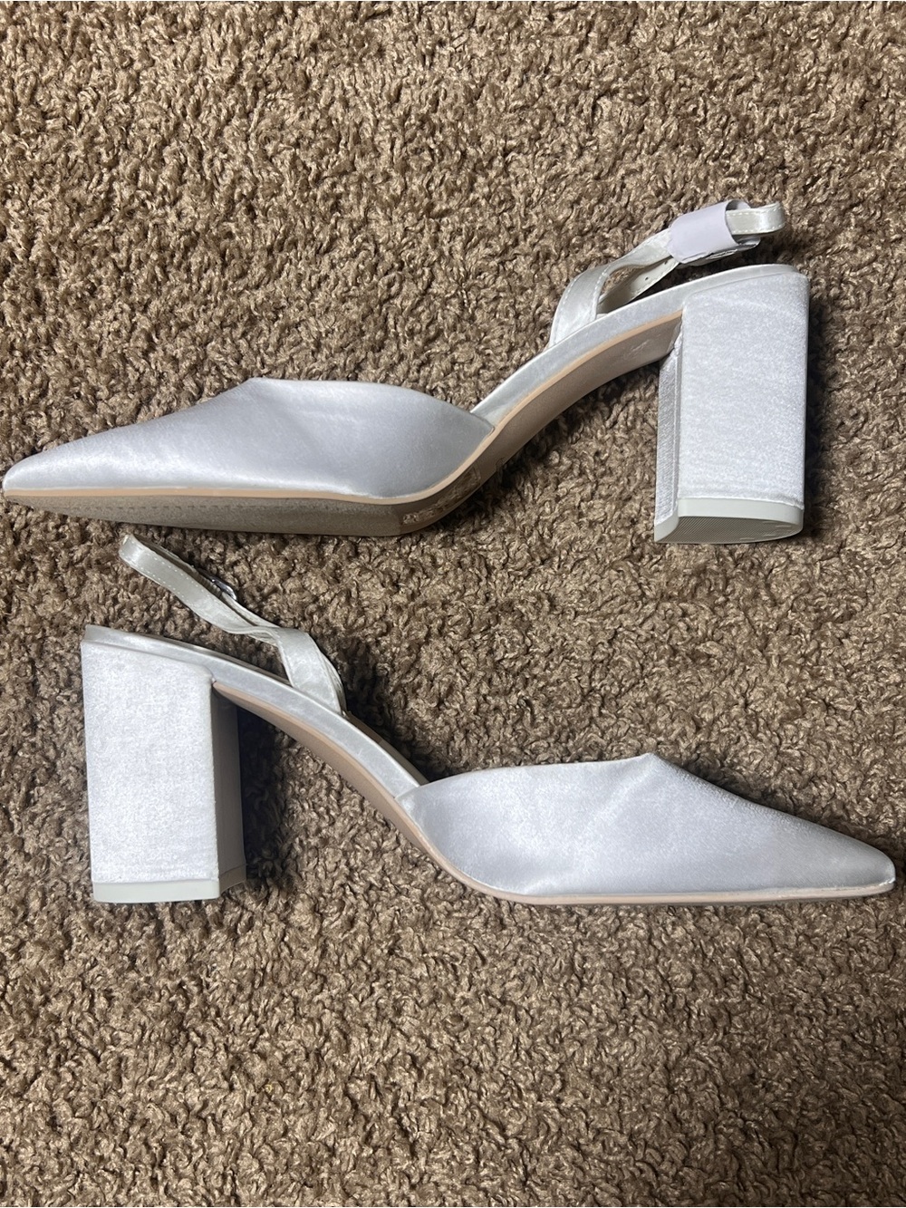 Dolce Vita Carel True White Satin Slingback High Heels, Size 7 - Picture 8 of 12